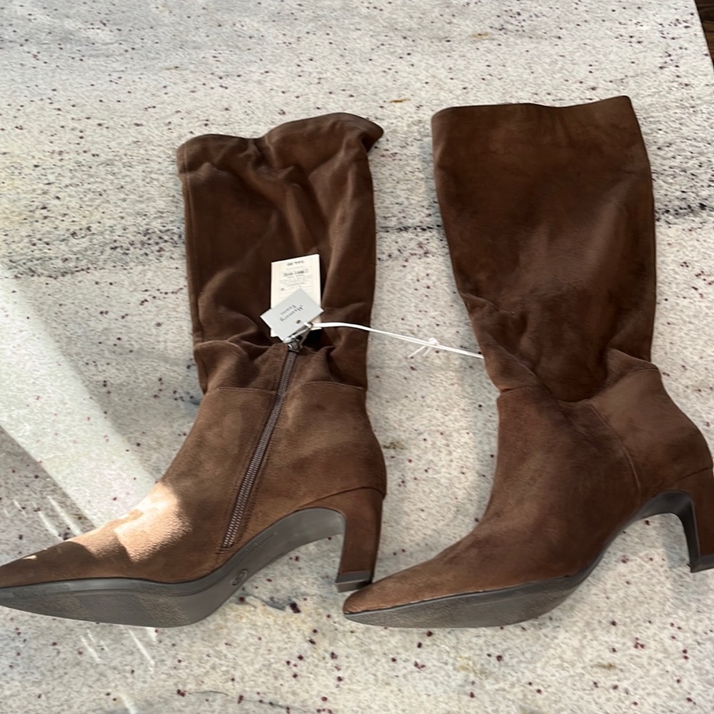 Never worn target rate tall boots size 10